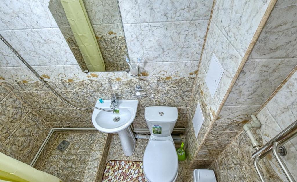 Апартаменты На Улице Клочкова, 128 Almatý Exterior foto